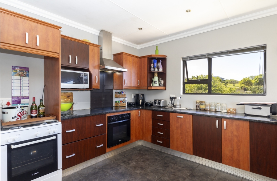 4 Bedroom Property for Sale in West Bank Eastern Cape